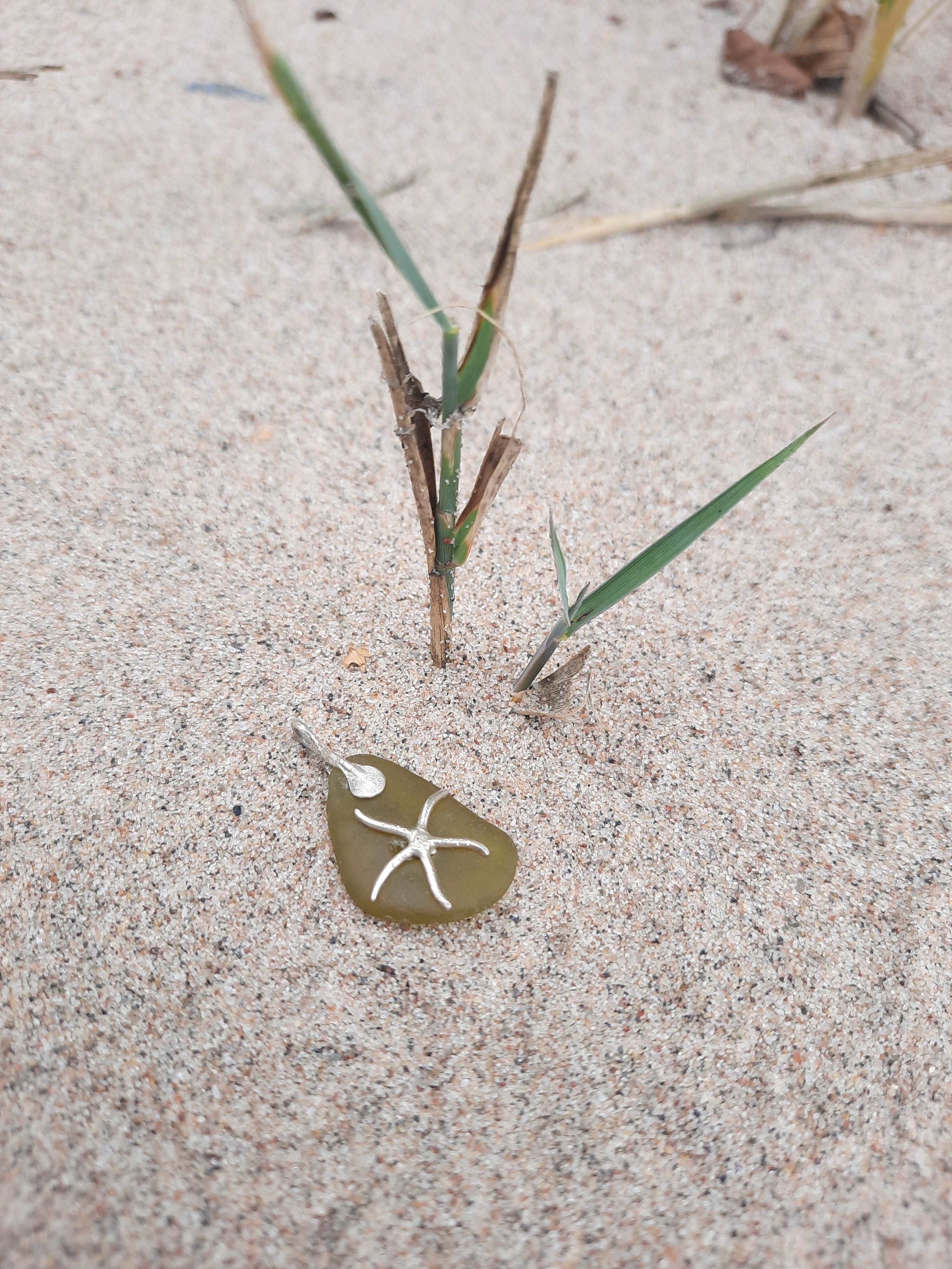 Sea glass starfish pendant