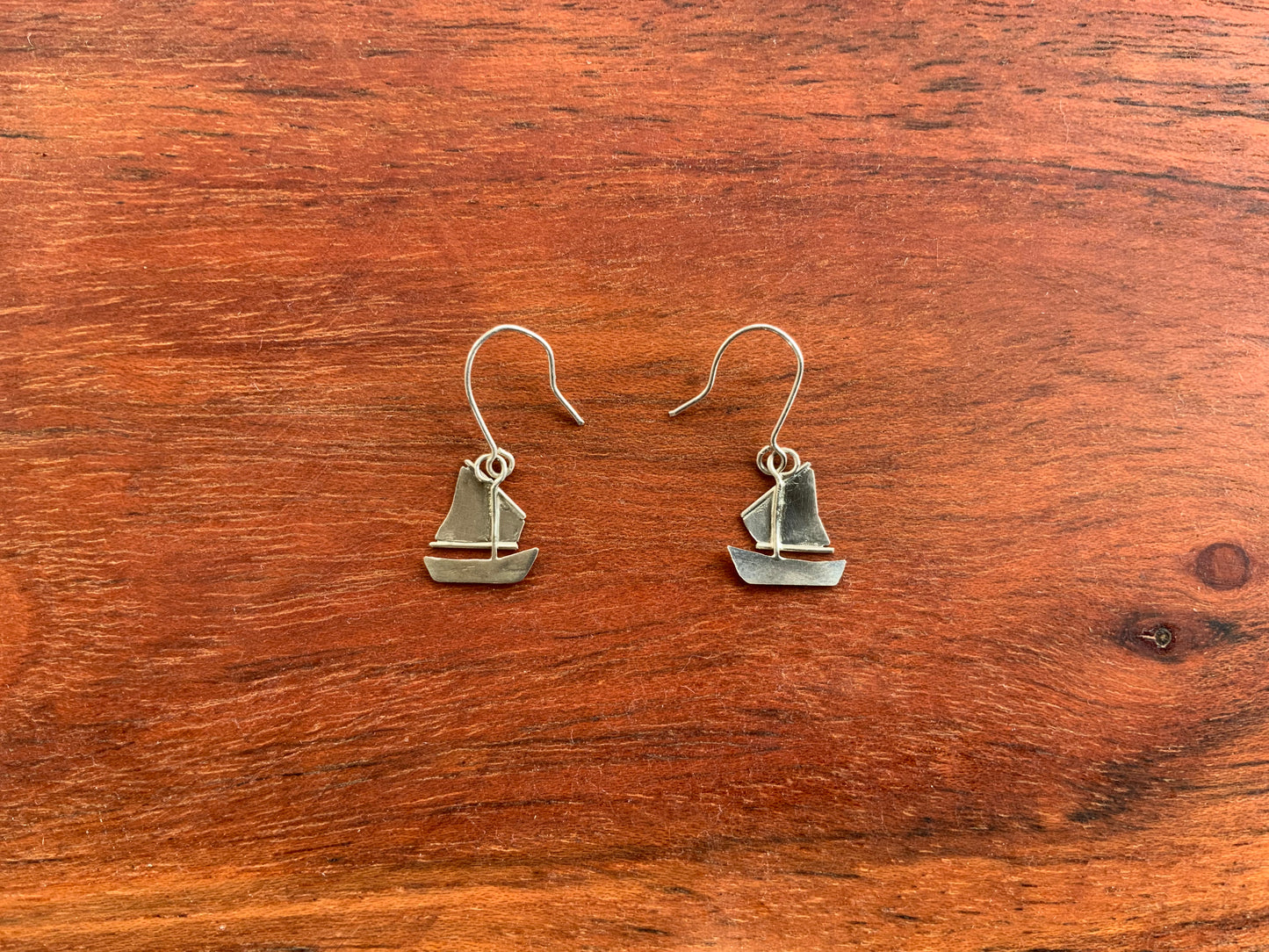 Silver sailboat earrings Dinghy Sailing