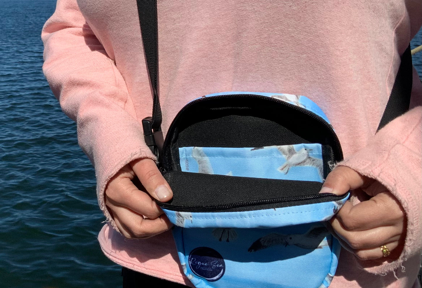 Crossbody bag Flying Seagulls